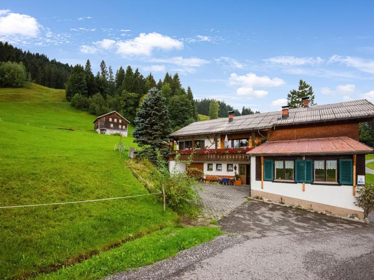 Vintage Holiday Home In Vorarlberg Near Ski Area Schwarzenberg im Bregenzerwald Εξωτερικό φωτογραφία
